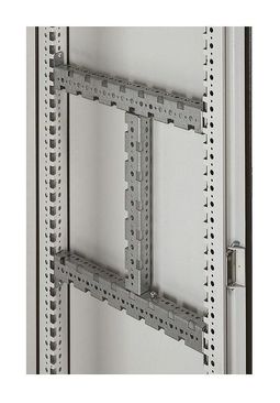 Перфорированный траверс многофункциональный - для шкафов Altis шириной//высотой//глубиной 600 мм